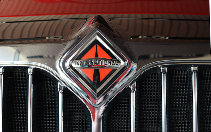 Vw S Traton Bids To Buy Rest Of Navistar For 2 9 Billion Fleetowner
