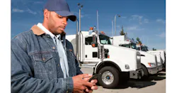 Knight Swift Dat Driverwithsmartphone 5e57cd9660598 Knight Swift Dat Driverwithsmartphone 5e57cd9660598