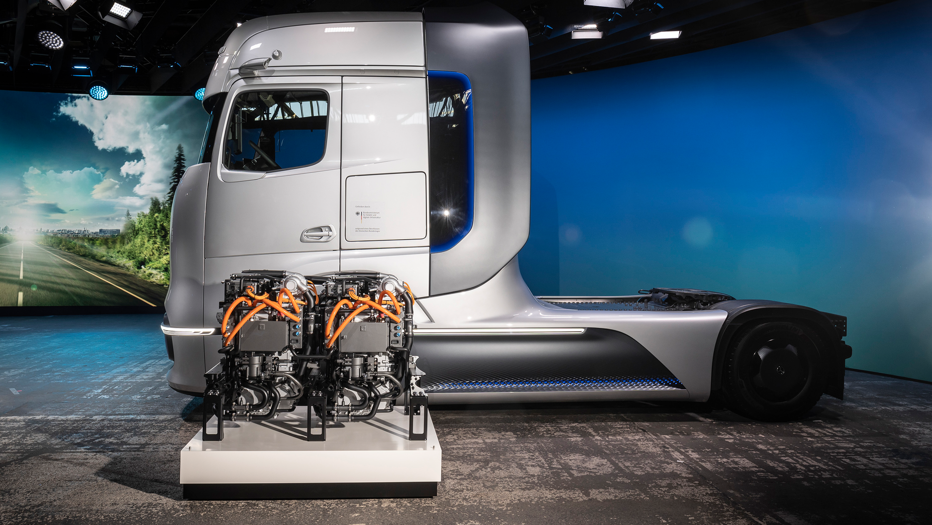 Genh2 Truck Daimler 5f62435f61192