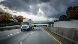 Truck Highway Storm 5m3photos Dreamstime 5f620c067377e Truck Highway Storm 5m3photos Dreamstime 5f620c067377e