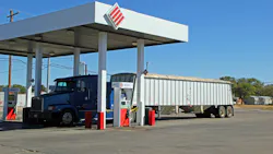 Semi Truck Gas Station Palms Dreamstime 6064856a10411 Semi Truck Gas Station Palms Dreamstime 6064856a10411