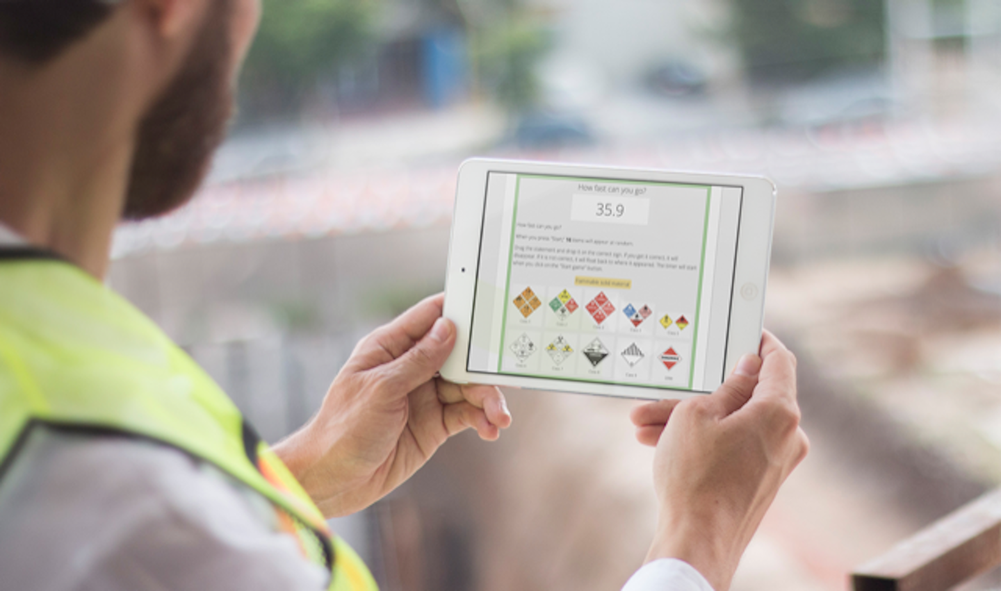 Luma uses digital tools to help optimize driver engagement. Features like gamification and content customization aim to help drivers learn at their own pace.