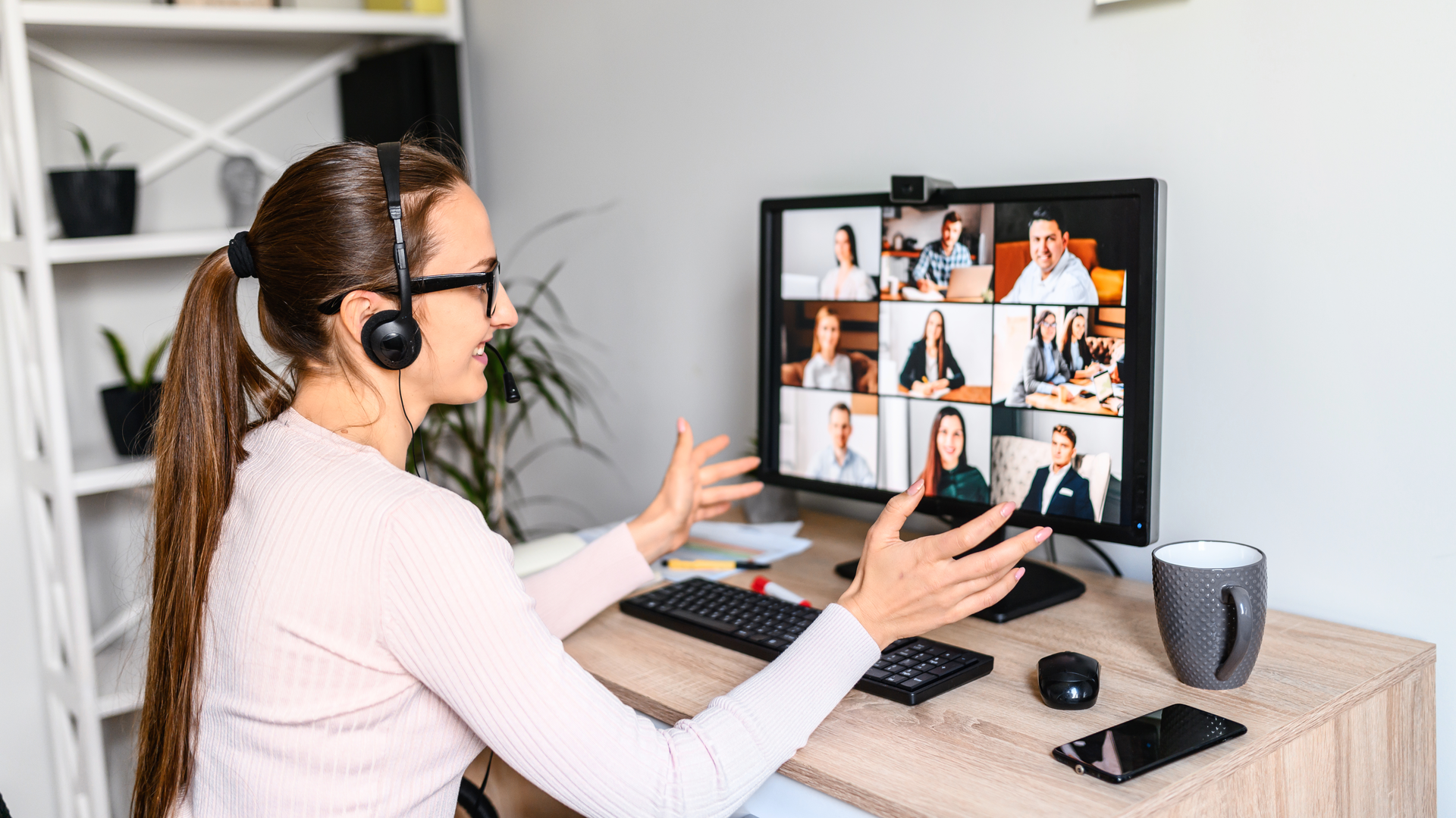 Remote Employees Vadym Pastukh Dreamstime 60c763c5e45e1