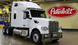 Peterbilt Model 567 Ultra Loft 1 60c0e628abeb7 Peterbilt Model 567 Ultra Loft 1 60c0e628abeb7