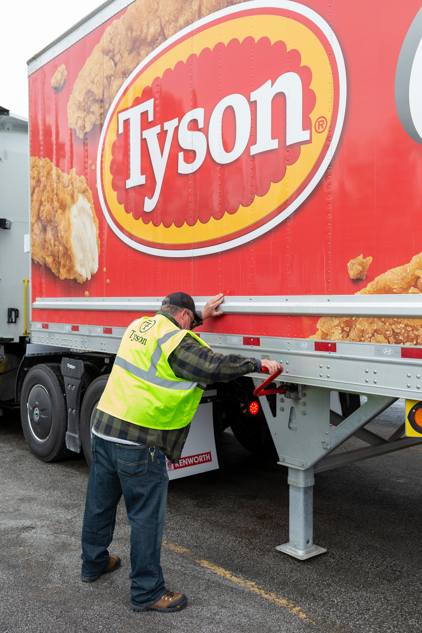 Tyson’s private fl eet drivers have a 97% to 98% on-time delivery rate this year.