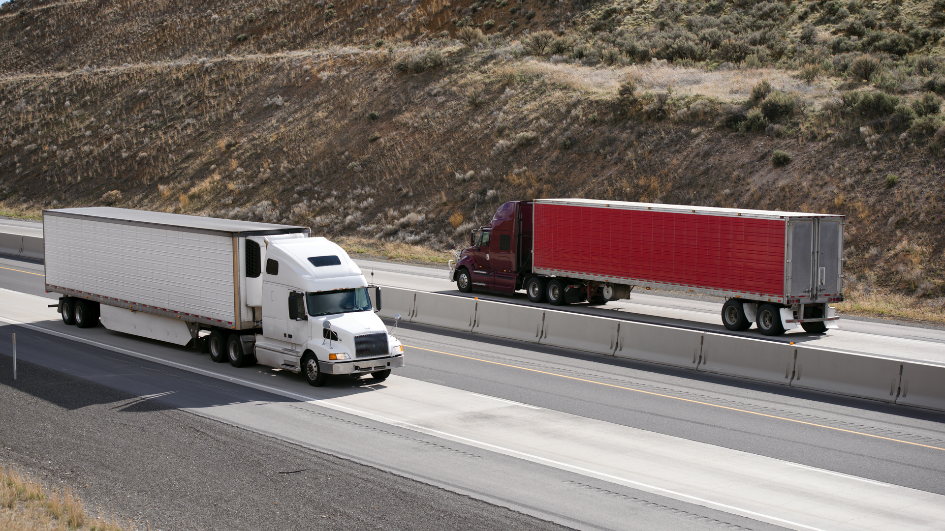 Trailers 113842855 Vitpho Dreamstime 6176ad85d4428