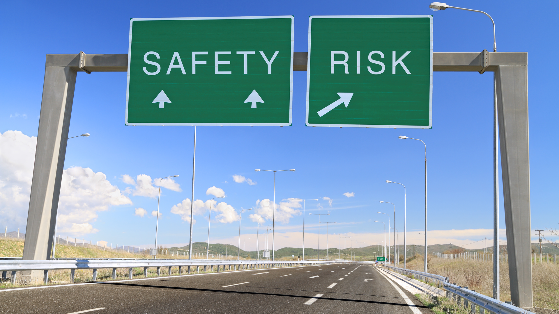Highway Safety 32718131 Kanvag Dreamstime 619bbbb082bde