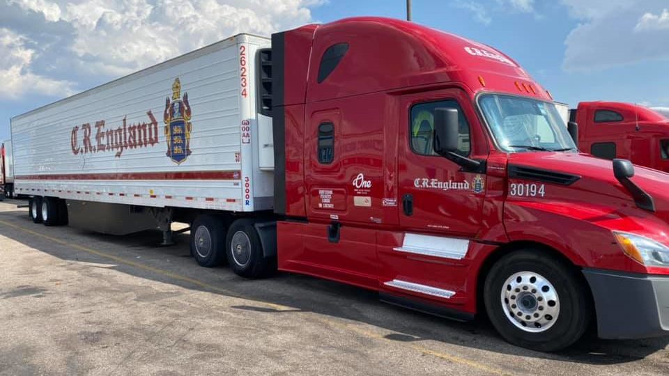 Cr England Truck Facebook 6234907971e0d