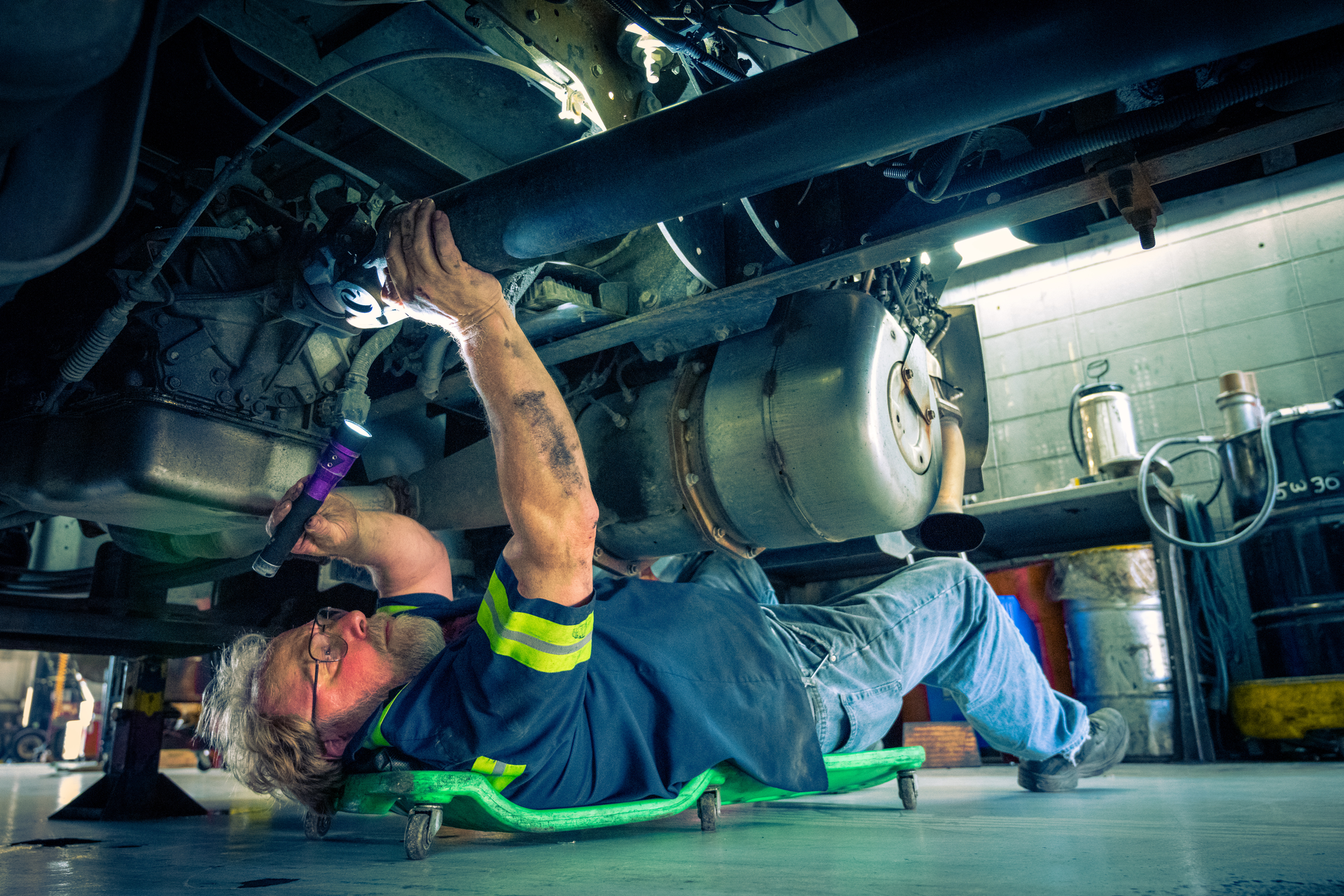 The Cox Mobility Fleet Services group offers on-site, emergency mobile, and shop services for light-, medium- and heavy-duty trucks and trailers.