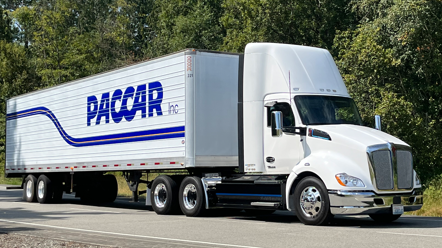 T680 E 1 62fce29492f26