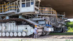 Nasa Crawler Mobile Launcher Back To Pad Nasa Nasa Crawler Mobile Launcher Back To Pad Nasa