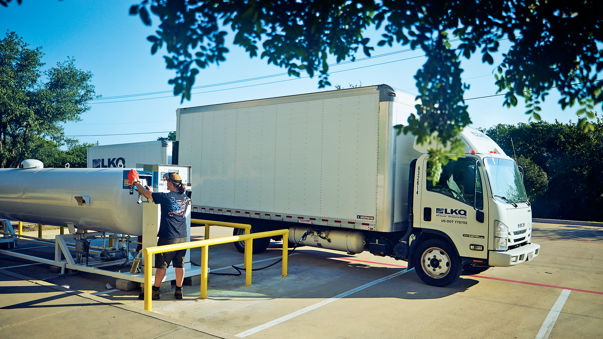 Refuelingat Lkq Austin 64d3ebefc53b7