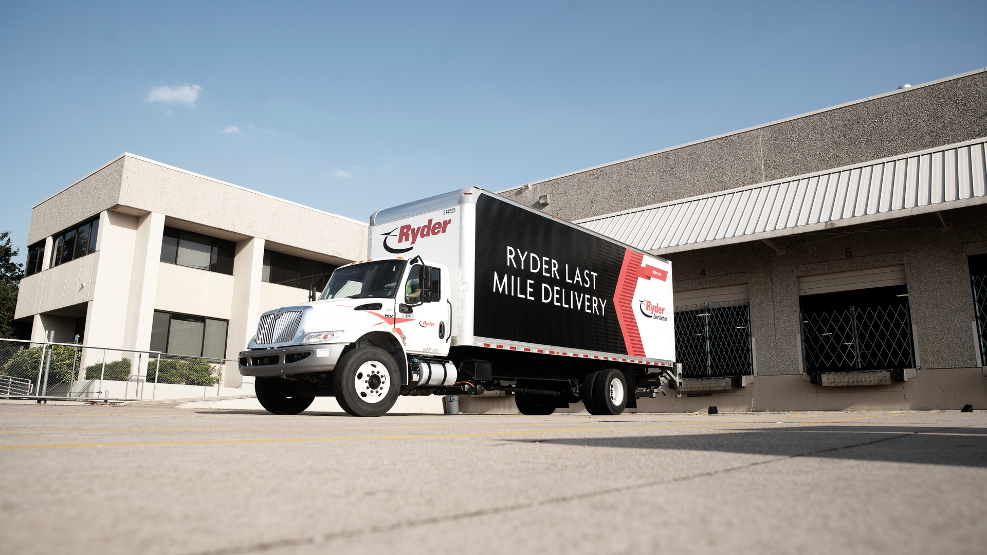 Ryder Last Mile Box Truck 64c90571cf98f 64cab57b8cf39