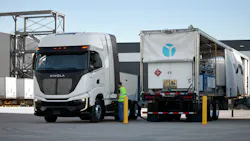 Shot 3 A Hyla Mobile Fueler Fcev Driver Fueling Loading Dock 0150 1 6516dedbab9f7 65170c8eb2db8 Shot 3 A Hyla Mobile Fueler Fcev Driver Fueling Loading Dock 0150 1 6516dedbab9f7 65170c8eb2db8