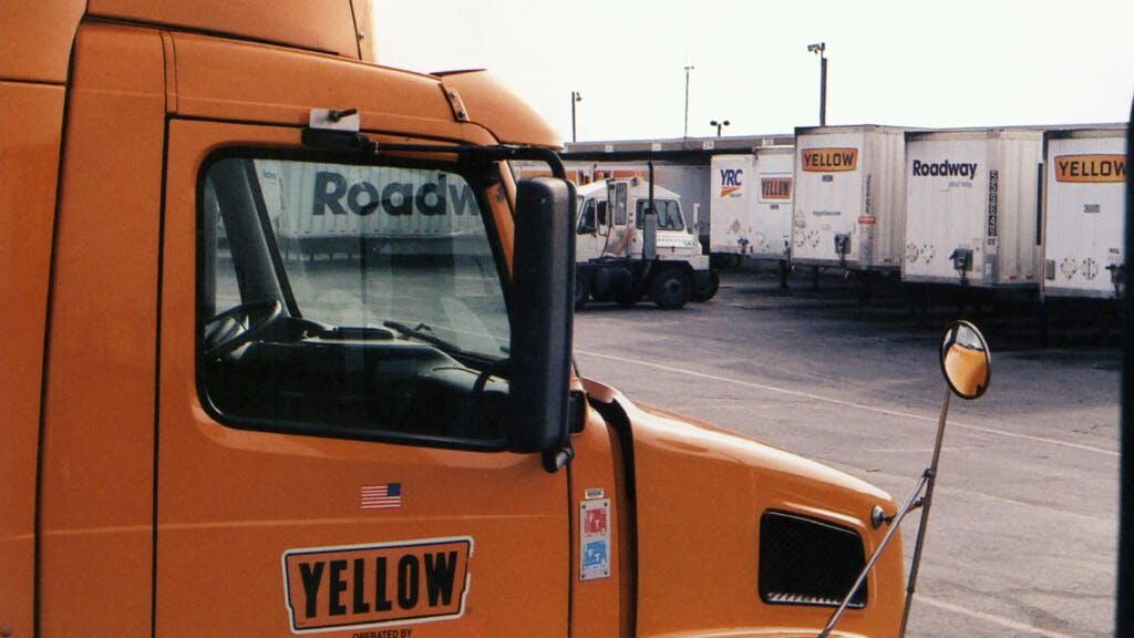 65738944c25491001eecbc0b Yellowtrucksemimarkcollinsviaflickr