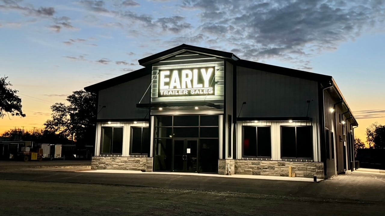 66421e3ef1a7a894747aca2d Early Trailer Sales Facebook