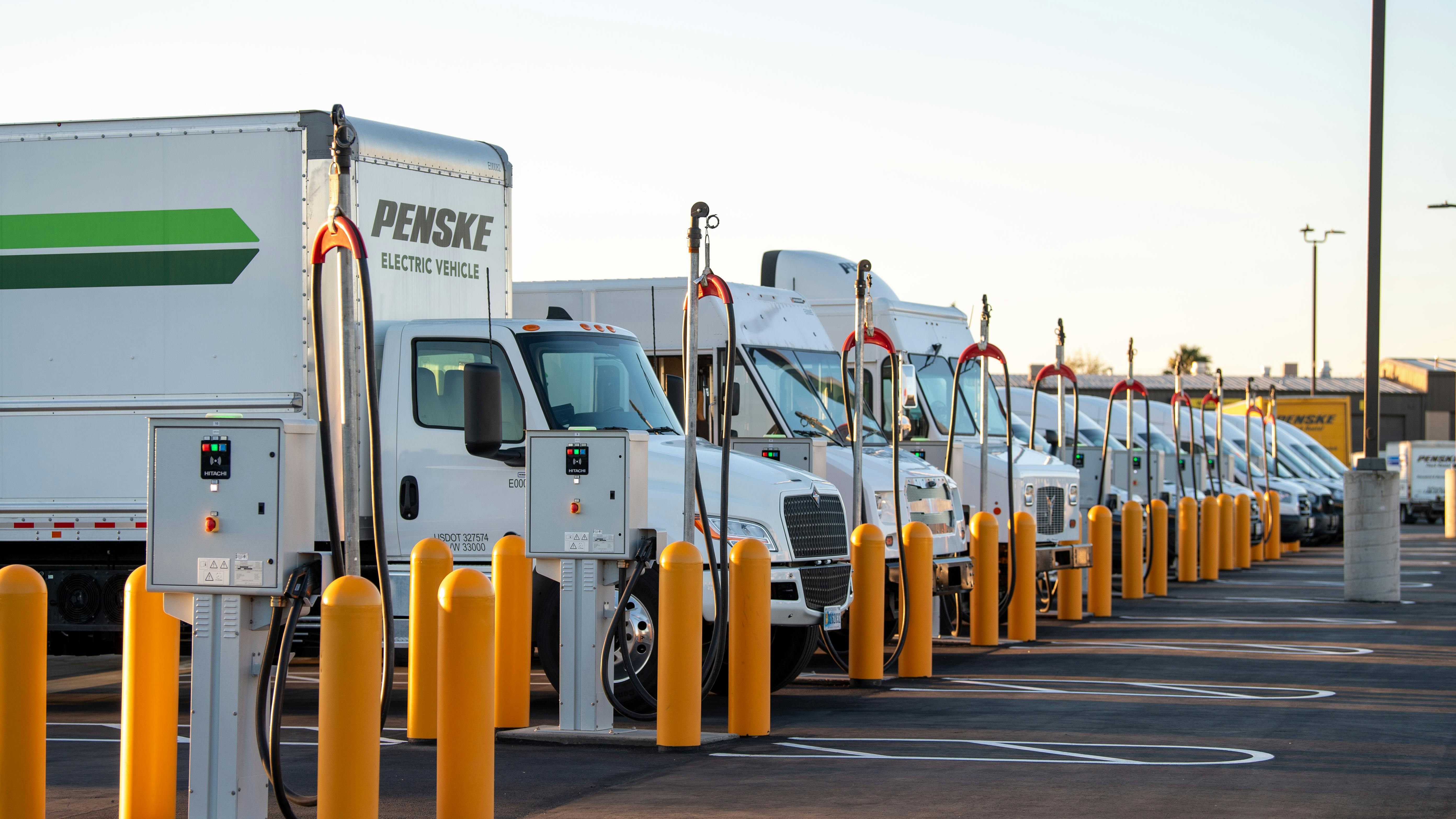 Penske Truck Leasing joins Powering America&rsquo;s Commercial Transportation as charter member