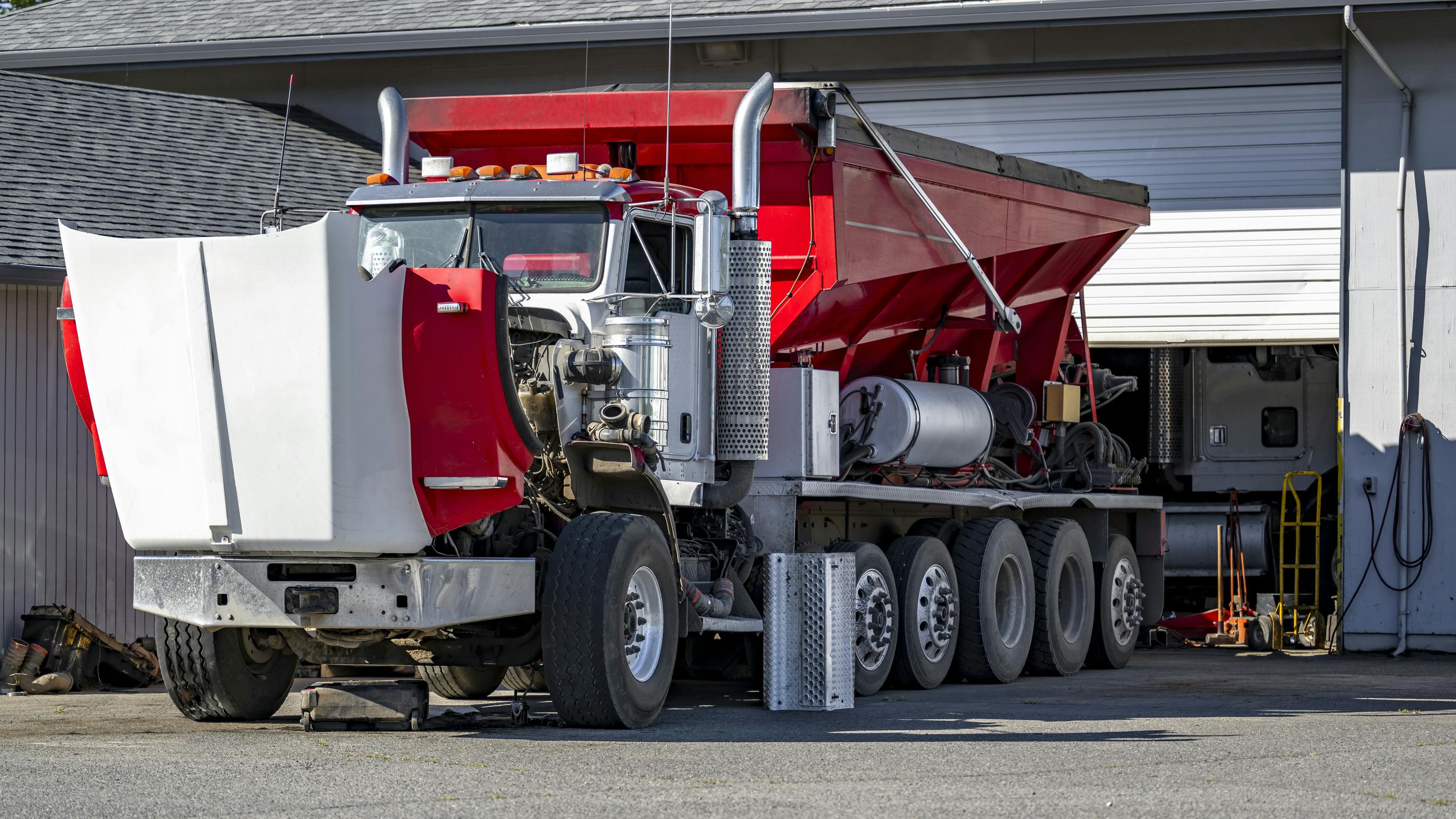 676085b4f267d489c343de47 Dreamstime L 327892479 2