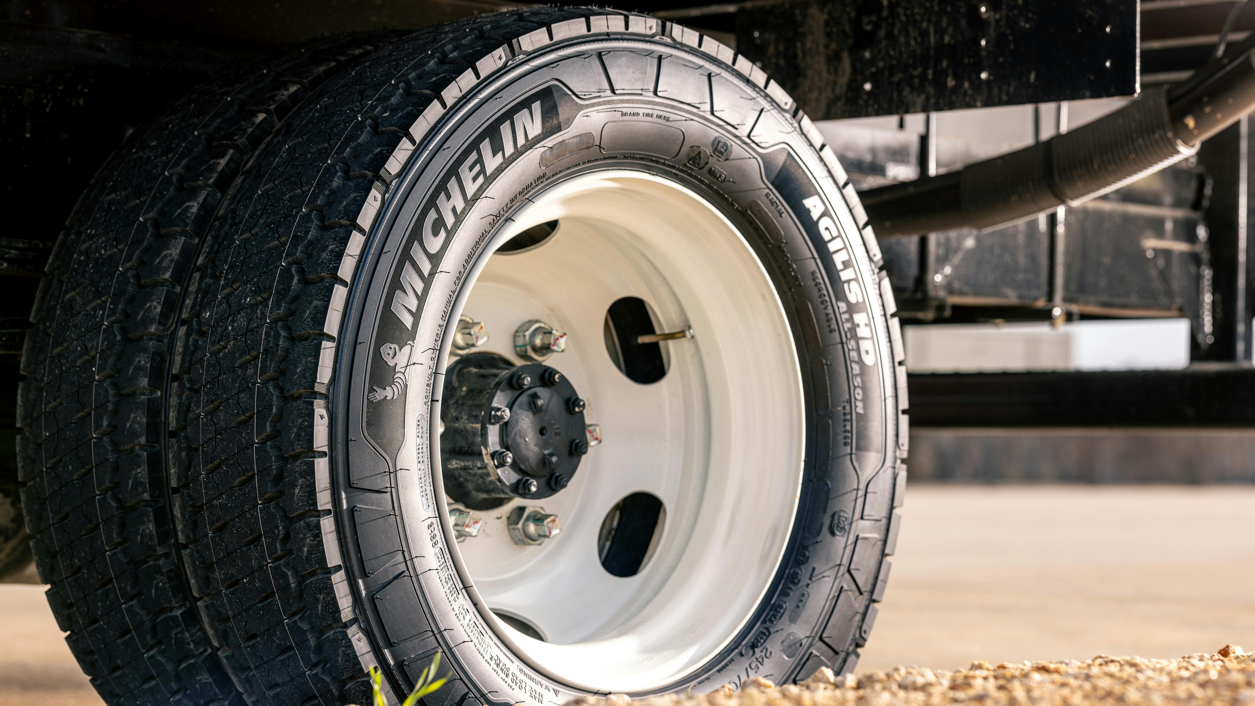 Built with total cost of ownership in mind, the Michelin Agilis HD All-Season tire is 3PMSF rated for severe snow with long-lasting traction enabled by Michelin&rsquo;s regenion technology and 3D Matrix Siping.