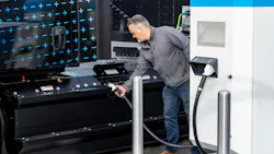 Freightliner eCascadia electric truck charging Freightliner eCascadia electric truck charging