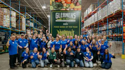 In one week, 845 Ford employees dedicated 2,530 volunteer hours to 55 projects across 8 states, almost doubling their hours from last year. In one week, 845 Ford employees dedicated 2,530 volunteer hours to 55 projects across 8 states, almost doubling their hours from last year.