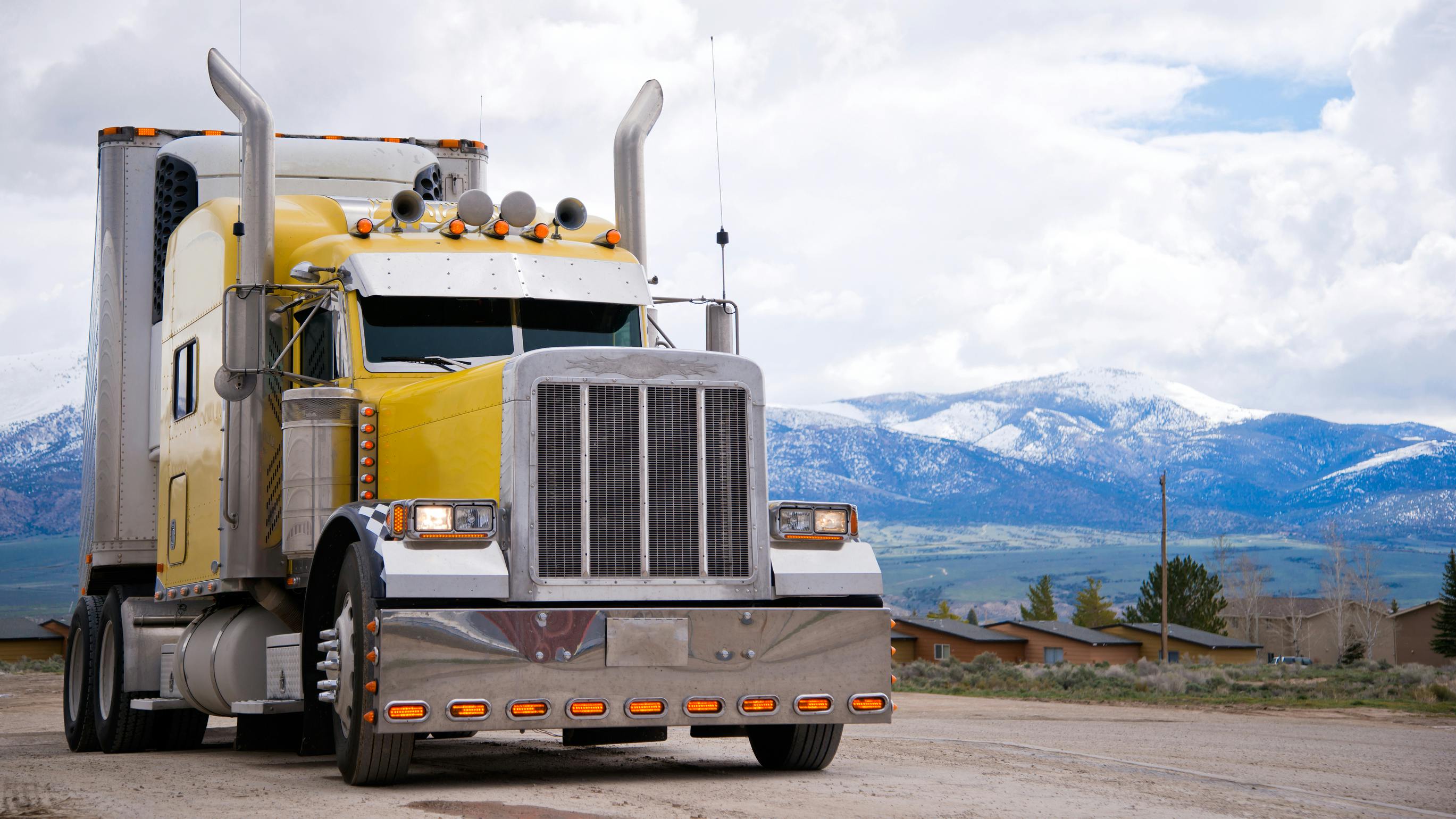 Class 8 orders continue to fall well below seasonal averages in Q4