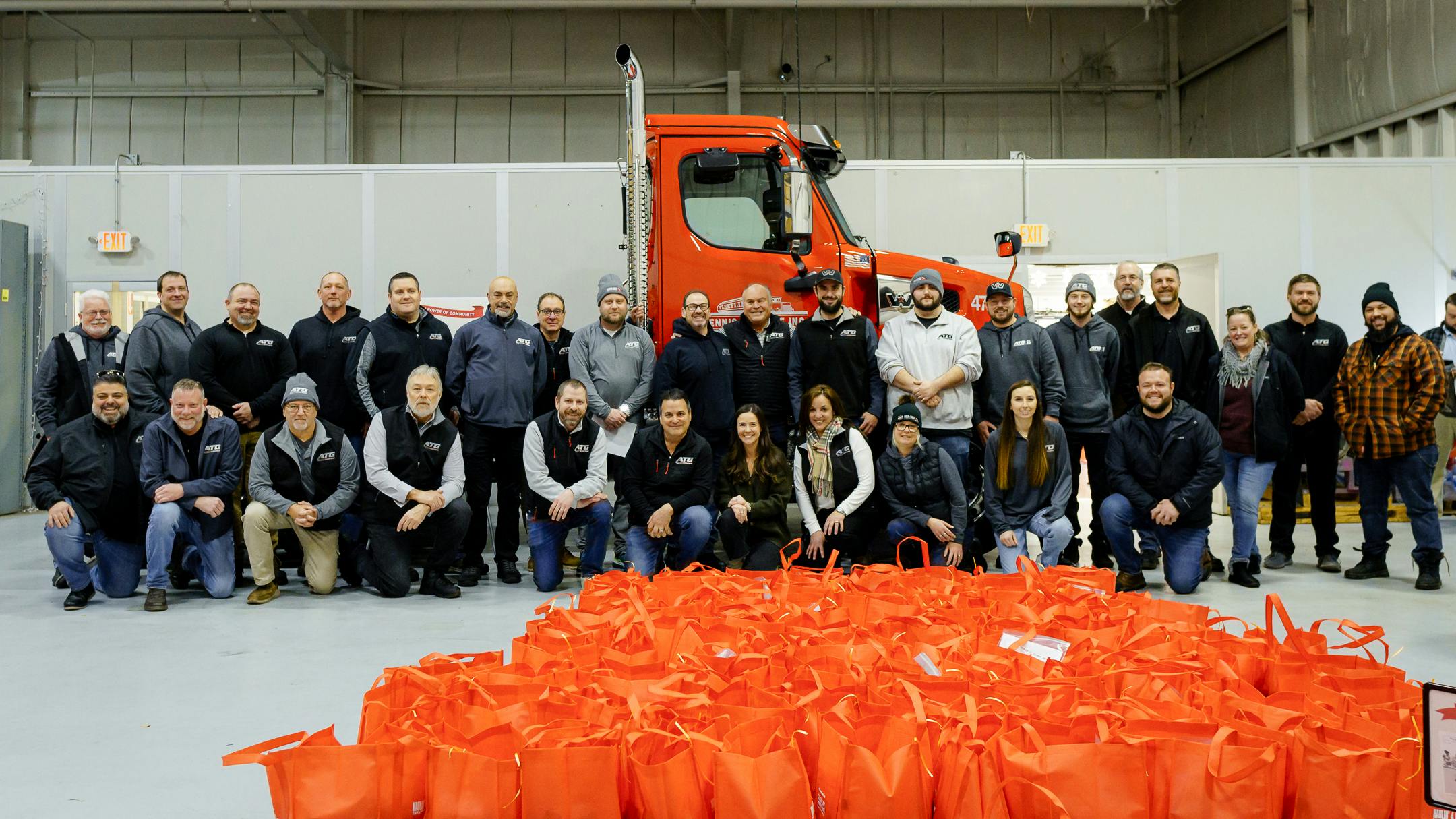 Advantage Truck Group&rsquo;s Haulin&rsquo; 4 Hunger program delivers thousands of holiday meals to food pantries across New England