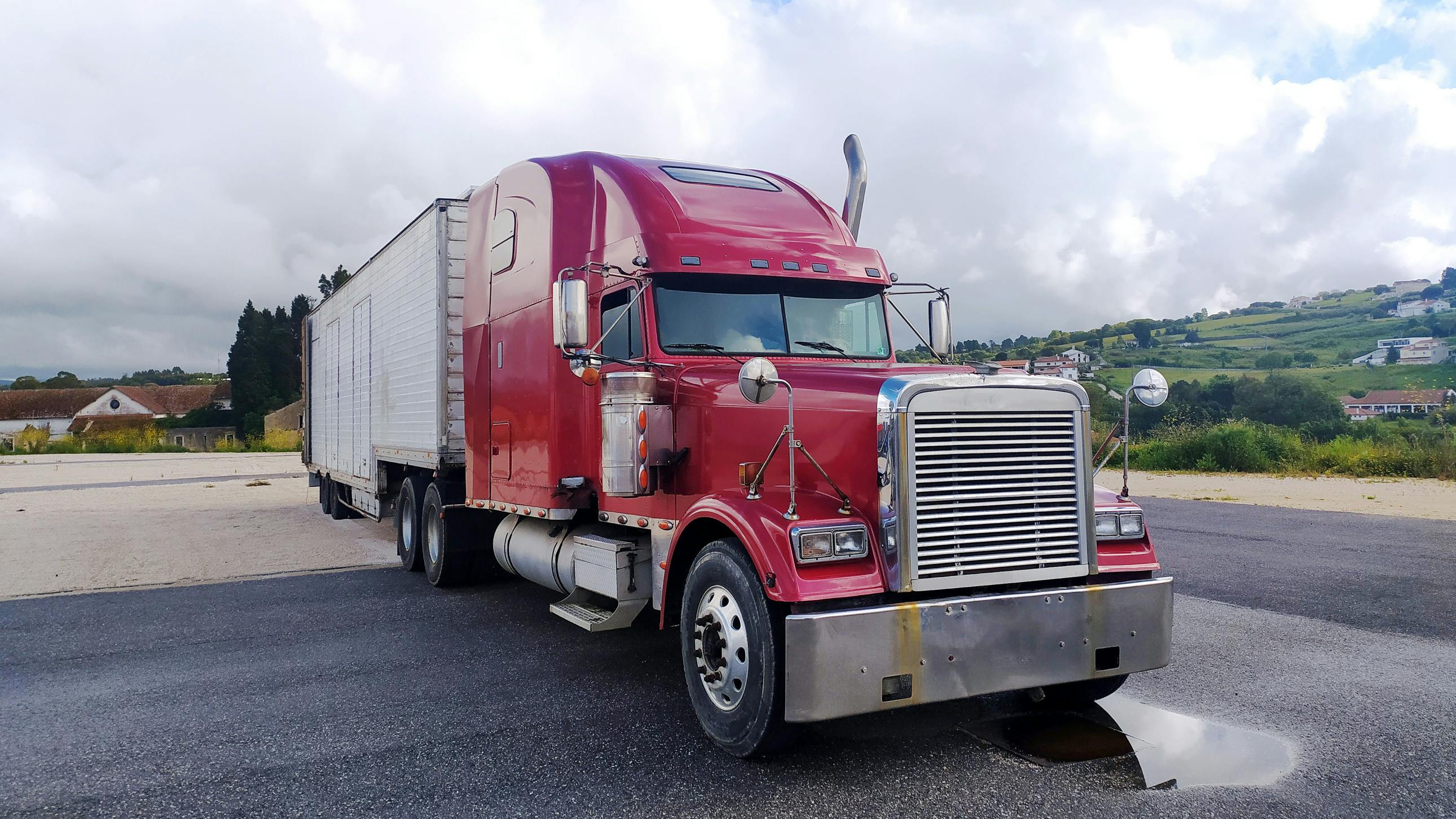 Don&rsquo;t idle away profits: How fleets can cut fuel costs with idle-reduction strategies
