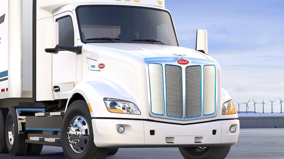 697953f83d0b99d84b765c6f Pcar Peterbilt 579 Ev