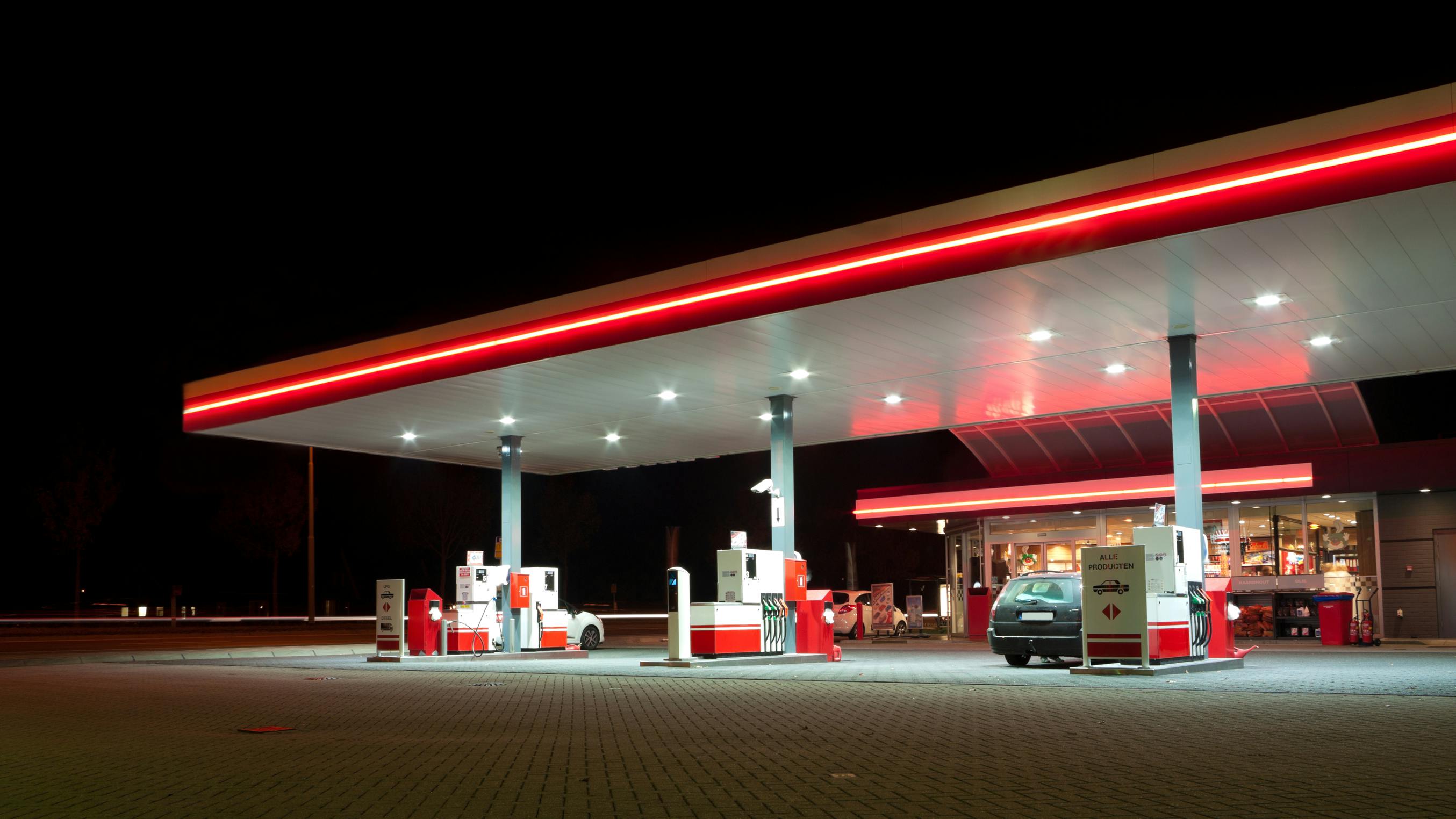 Diesel and gasoline prices rise nationwide as spring approaches