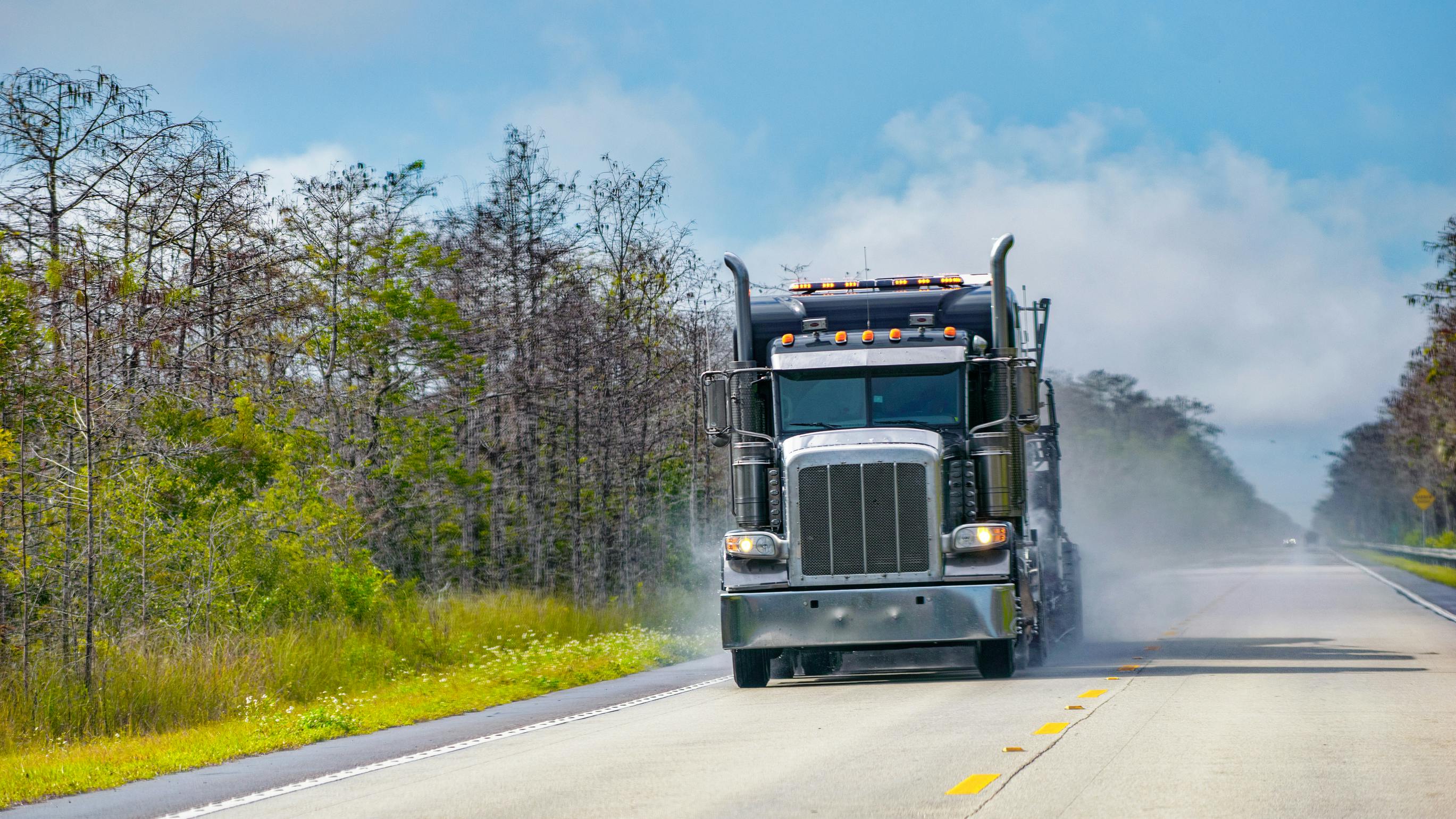Why 2027 truck pre-buy decisions can&rsquo;t wait for fleets facing emissions changes