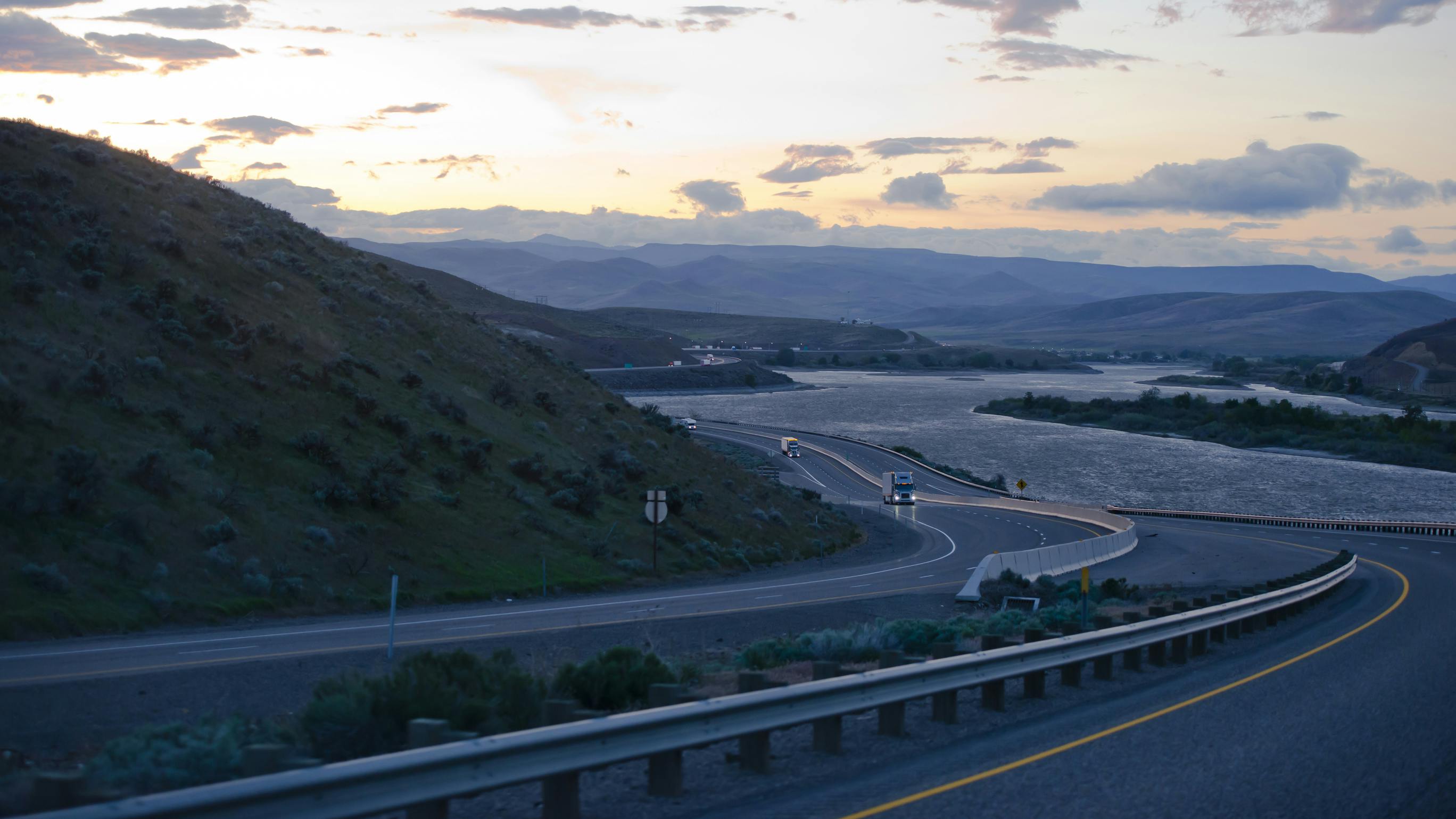 Why Technology Integration Is Critical for Fleet Management