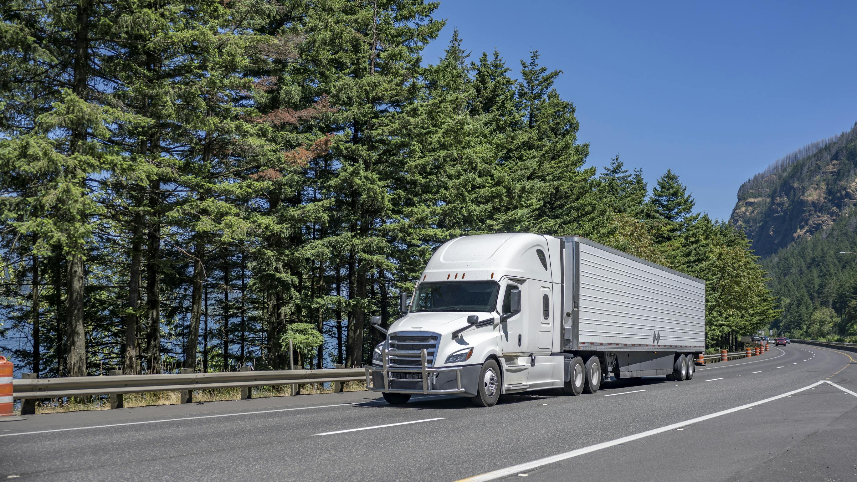 Lineage reveals 2025 Carrier of the Year awards to recognize transportation performance and reliability