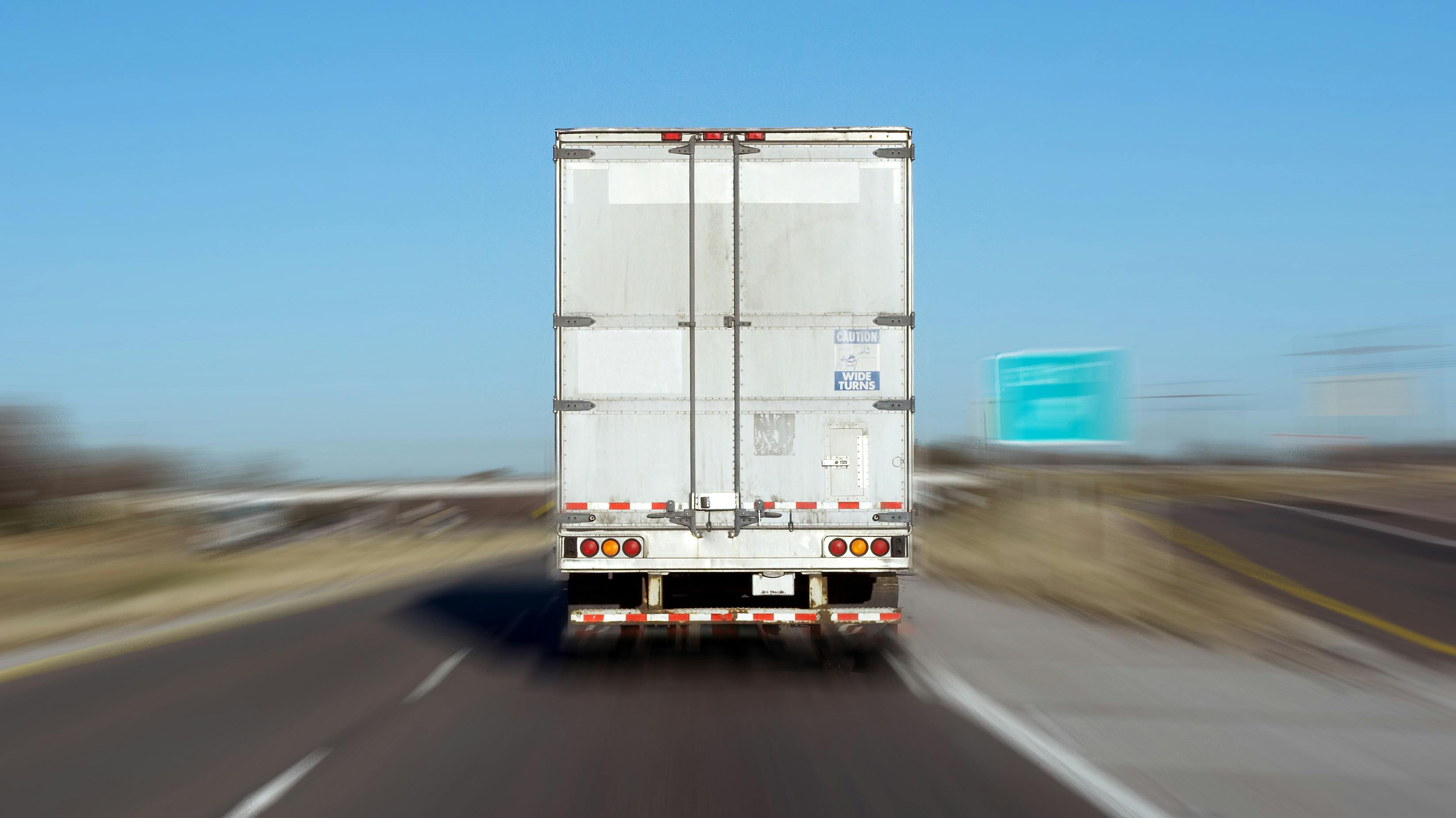 Mileage or home time? Understanding driver retention tradeoffs in today&rsquo;s trucking