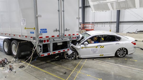 Stoughton Trailers completes 40 mph rear impact guard test to improve trailer safety