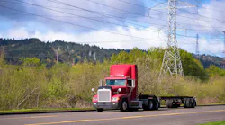 Dry van, reefer, and flatbed spot rates increase year over year despite lower loads Dry van, reefer, and flatbed spot rates increase year over year despite lower loads