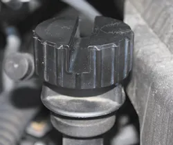 Dual-sided universal oil cap removal tool, No. LT-265 Dual-sided universal oil cap removal tool, No. LT-265