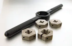 Split Rethreading Dies Split Rethreading Dies