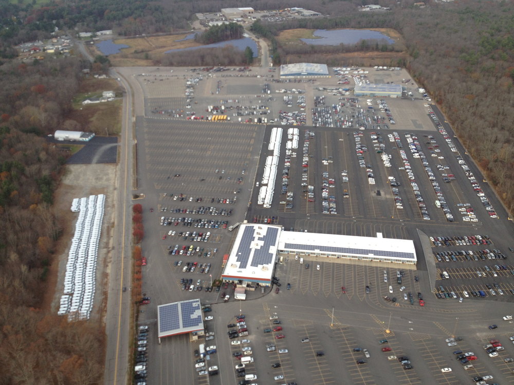 The Manheim New England solar installation includes a 3 megawatt ground mount installation, comprised of more than 10,000 solar panels, and a 509 kilowatt roof system that will provide 29 percent of the auction&rsquo;s energy requirements.