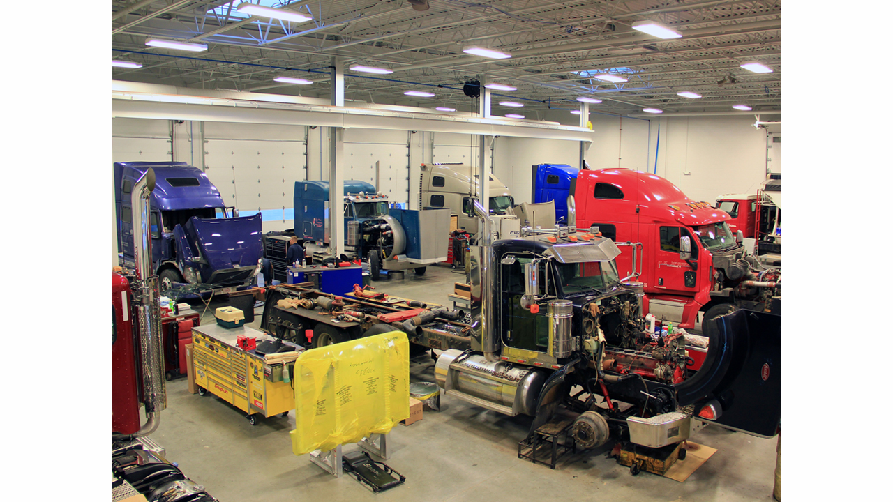 Jx Peterbilt Wausau Serv Rgb 96dpi Full 544e7bfd8792e