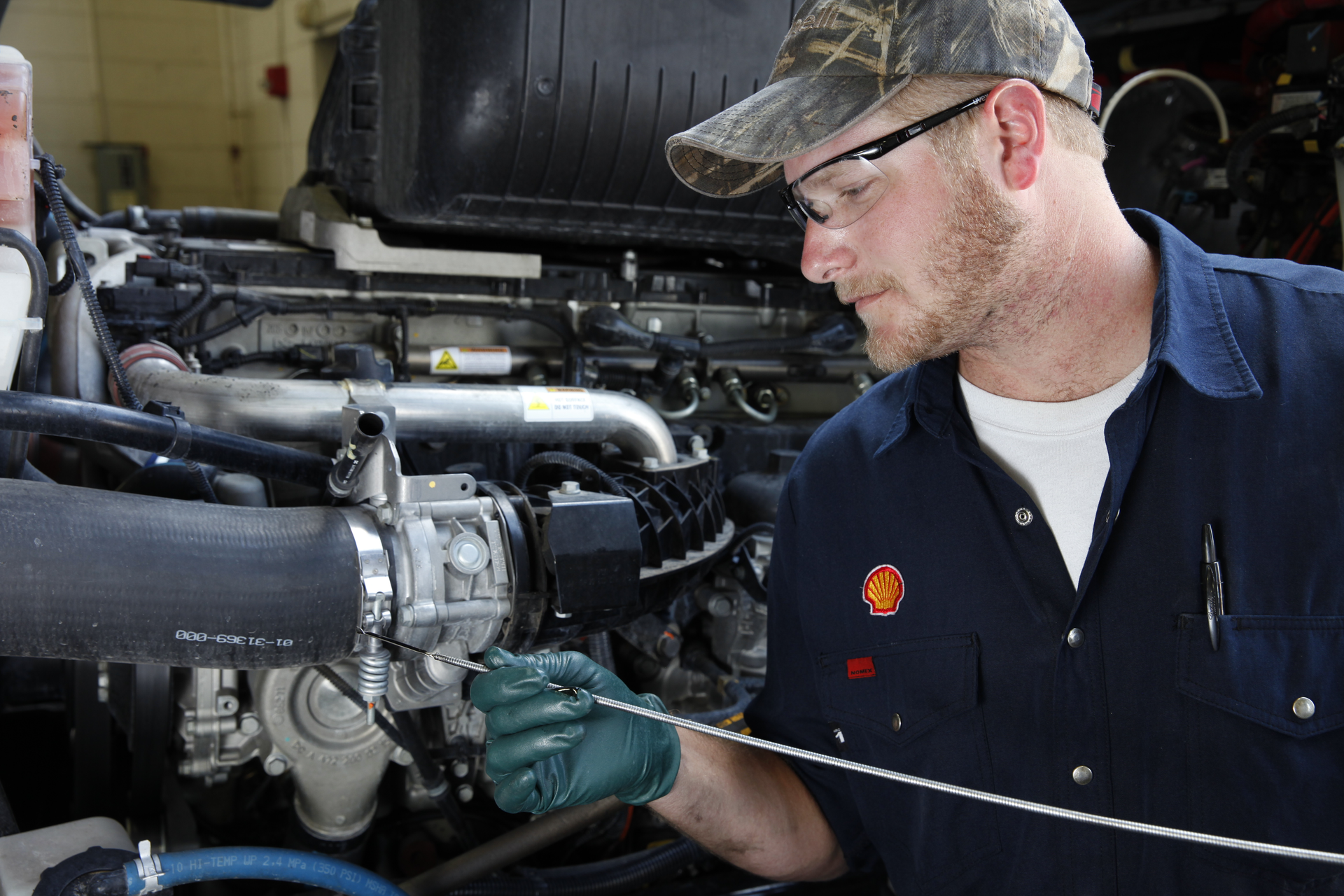 Shell Checking Oil 55eefaf77a04e