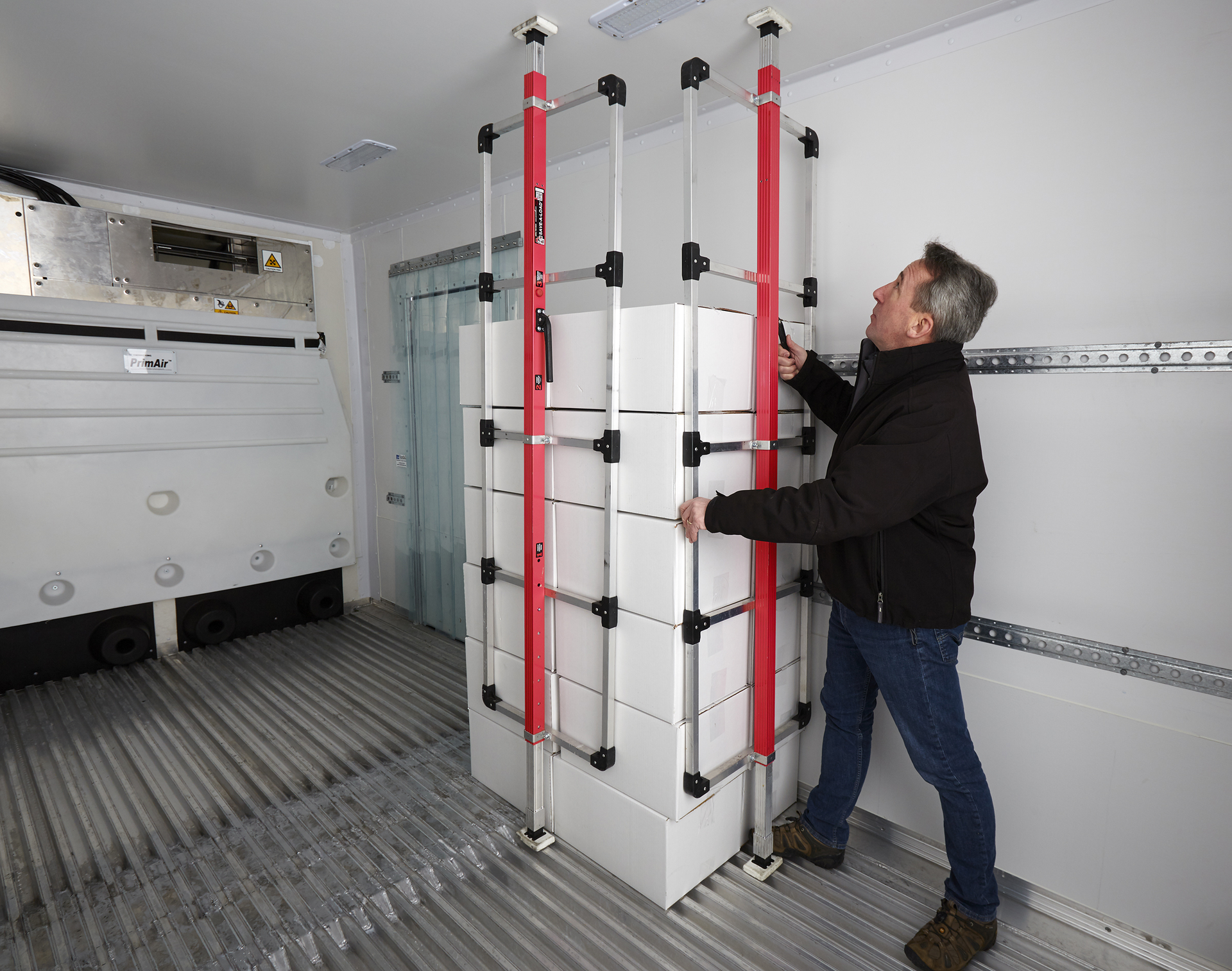 SaveALoad Cargo Bars 1 5728f6a090cb5