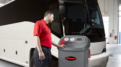 The Robinair 17800C is a multi-refrigerant RRR machine designed to handle R-134a, R-12, R-22, R-404a, R-407c and many other medium- and high-pressure refrigerant blends. The Robinair 17800C is a multi-refrigerant RRR machine designed to handle R-134a, R-12, R-22, R-404a, R-407c and many other medium- and high-pressure refrigerant blends.