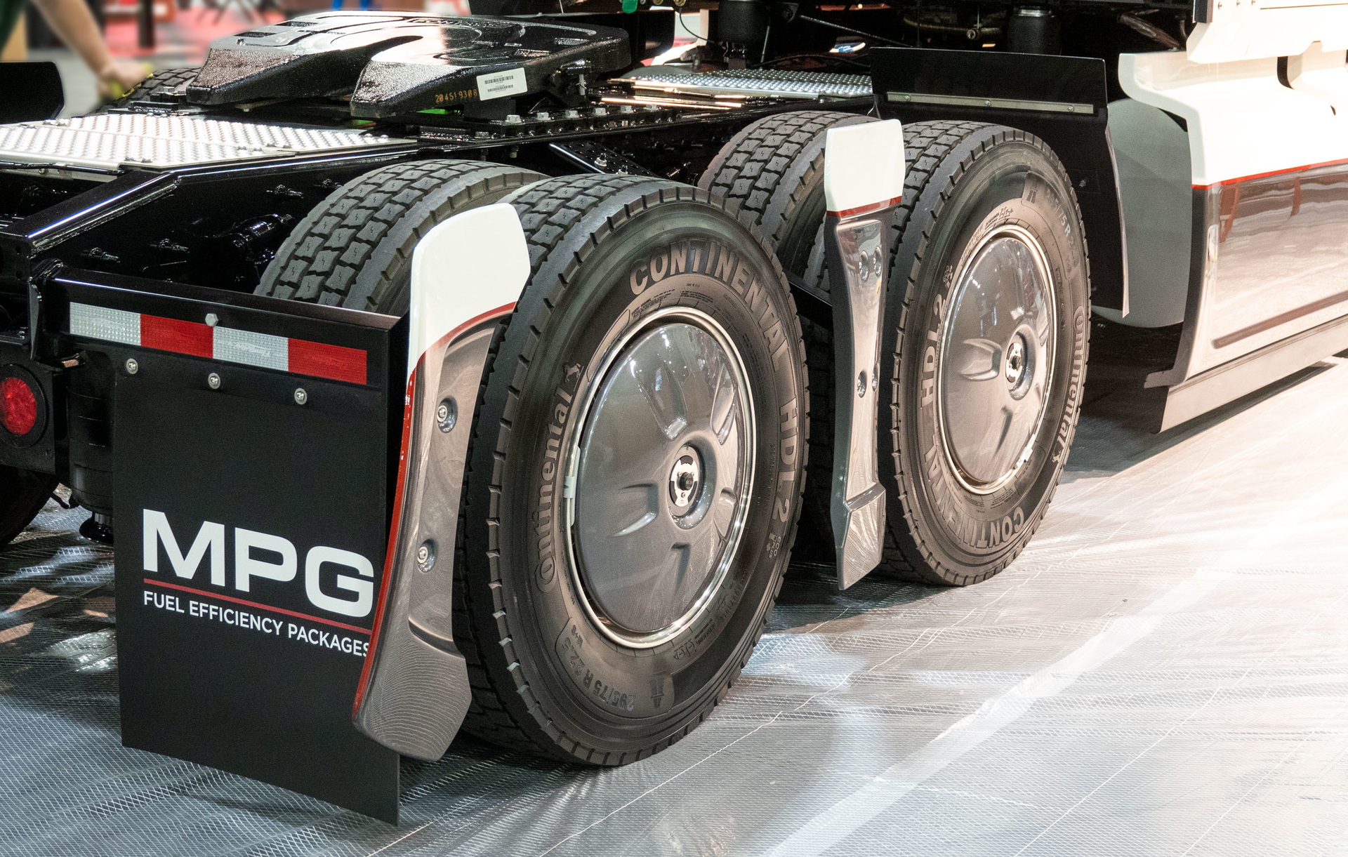 Navistar Aero Kit2 High 5c93a564e87b9