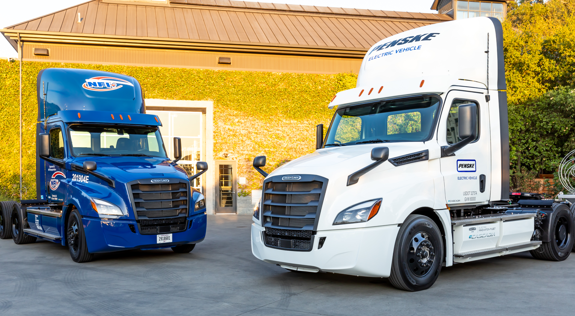 Freightliner Innovation Fleet eCascadias