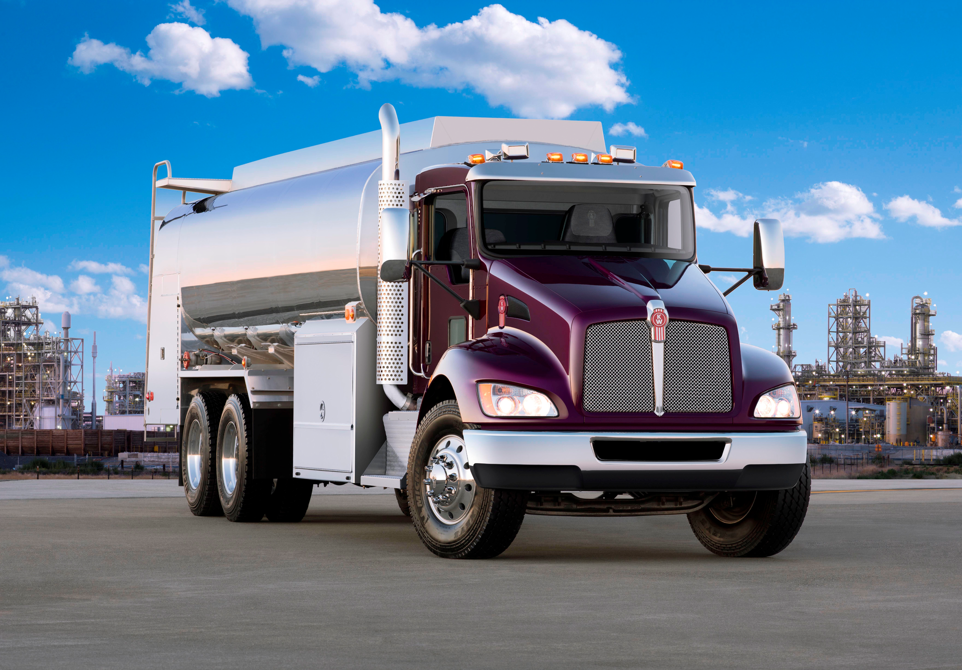 Kenworth T370