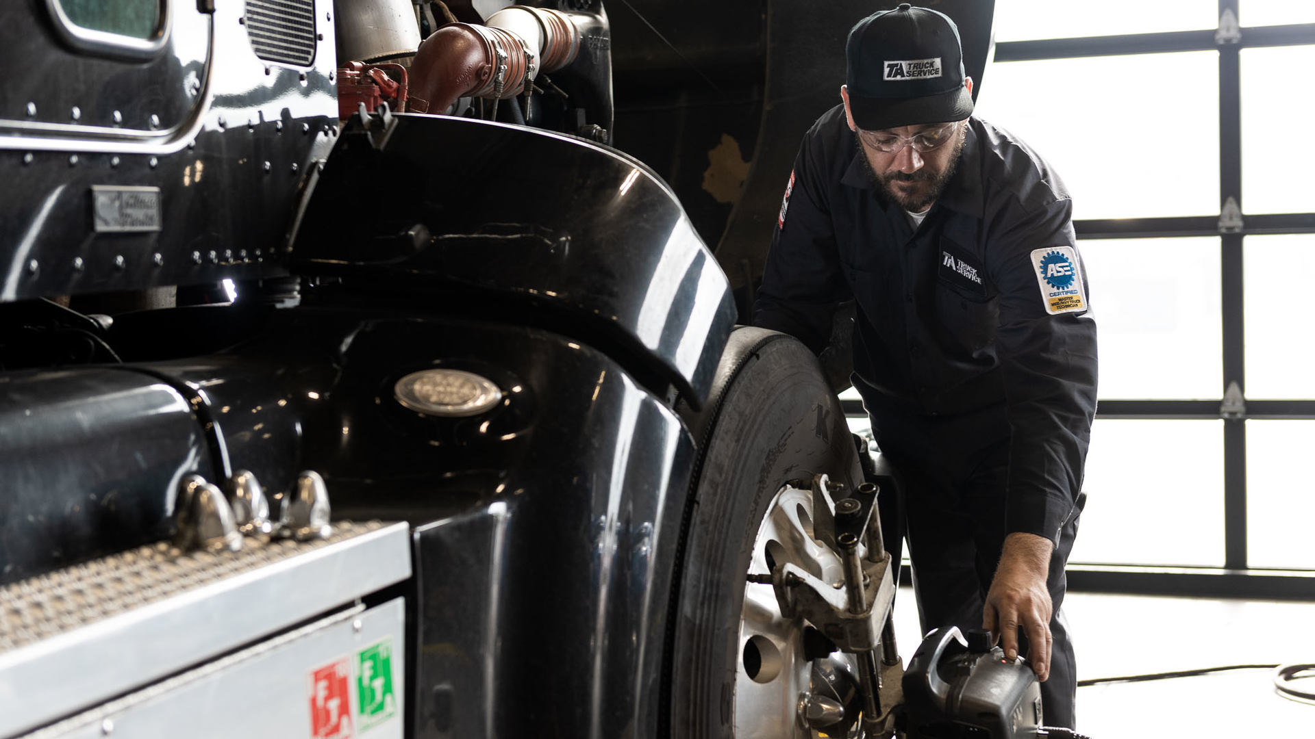 Truck Service 605b4cfa797a1