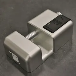 With SmartLock Door attached, the trailer door can only be unlocked using the digital command by fleet dispatch personnel. With SmartLock Door attached, the trailer door can only be unlocked using the digital command by fleet dispatch personnel.