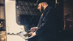 Img 8970 With Screen 619bdbab4eaac Img 8970 With Screen 619bdbab4eaac