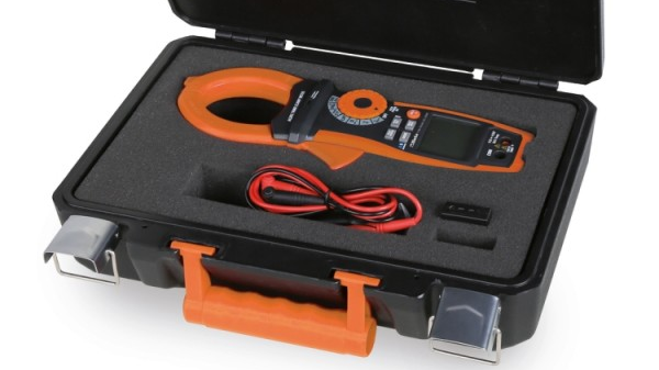 1760pa Slash Ac Dc2000 Foto 01 63a482114b60a